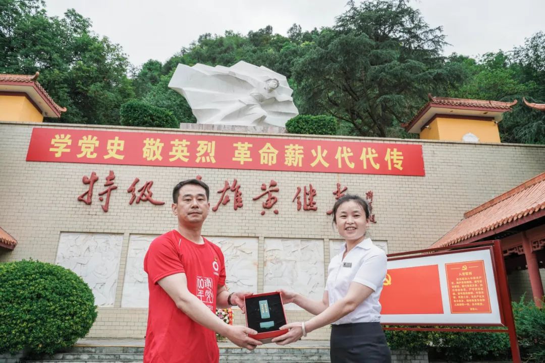 j9����վ�����й����ٷ���վ