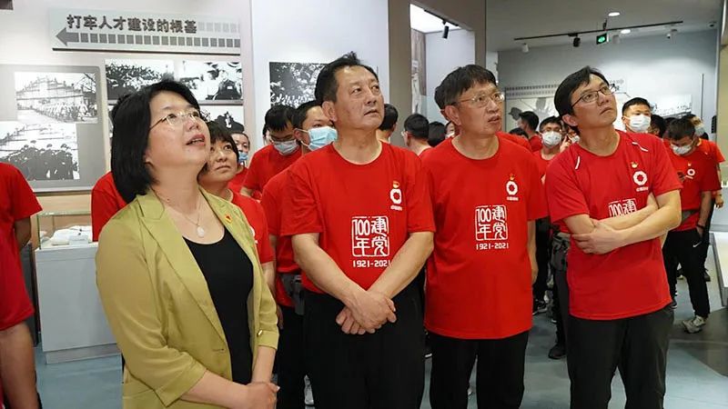 j9����վ�����й����ٷ���վ