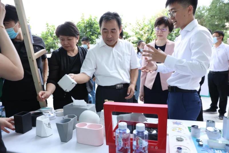 j9����վ�����й����ٷ���վ