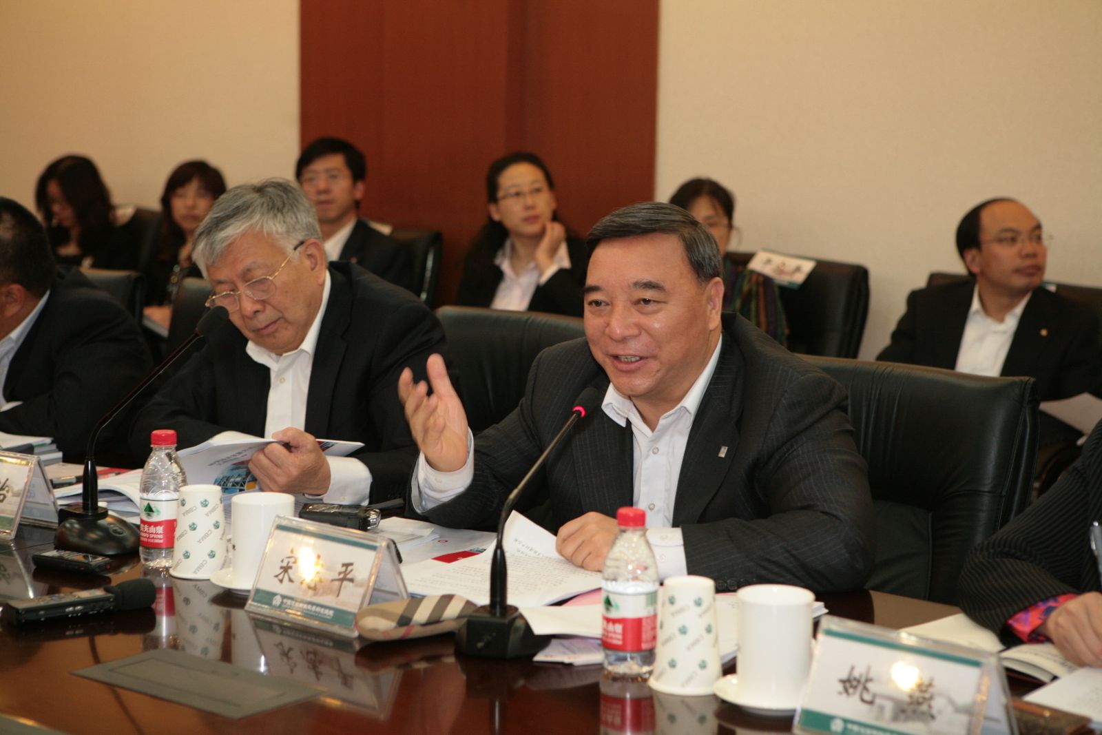 j9����վ�����й����ٷ���վ