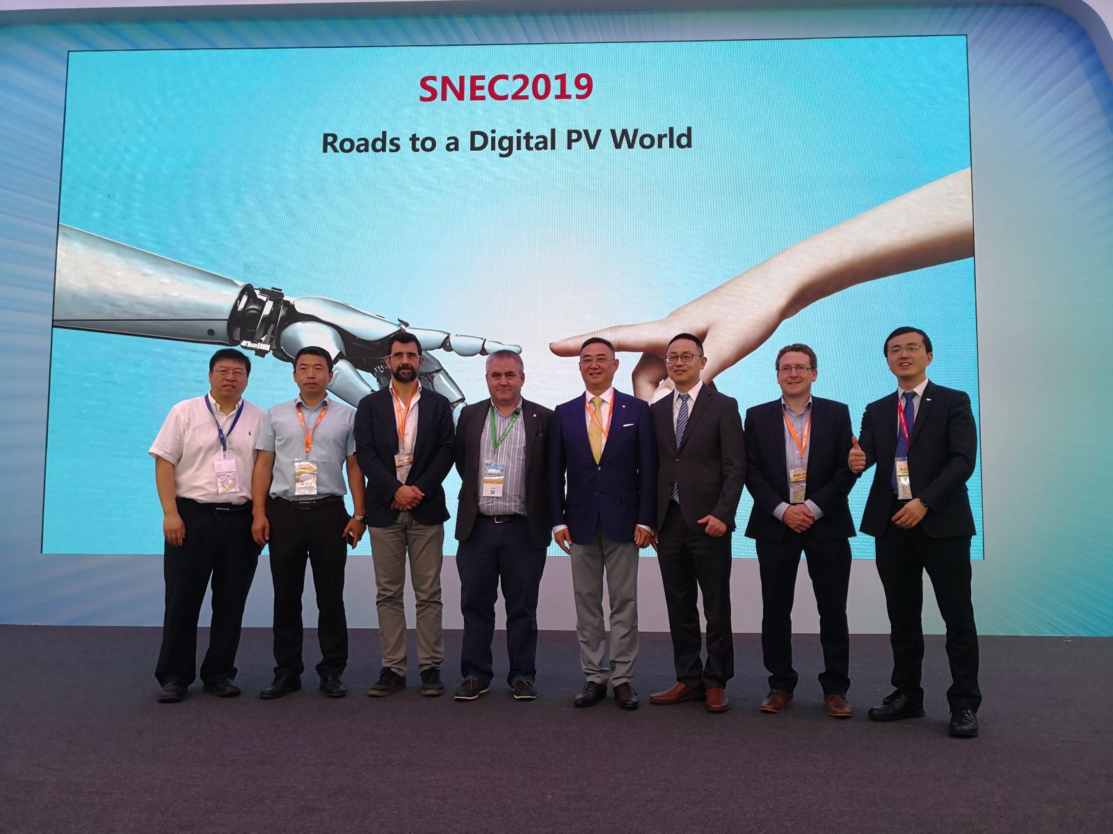 j9����վ�����й����ٷ���վ