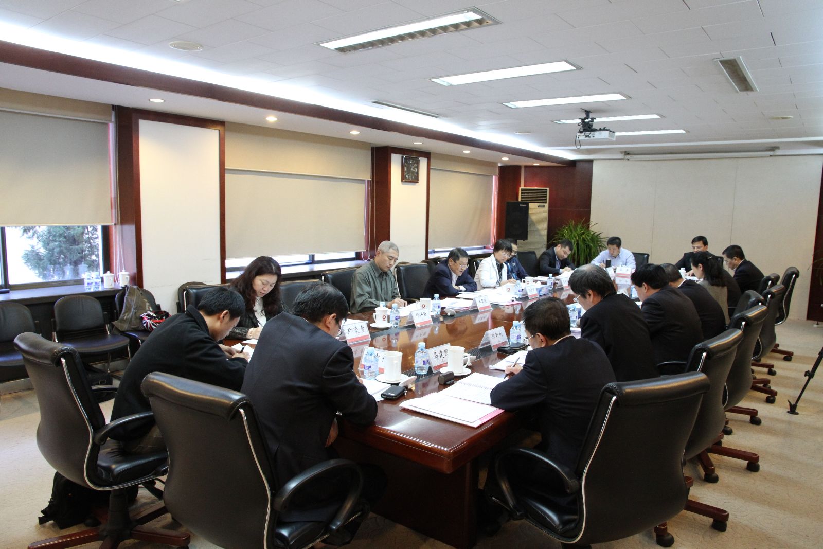 j9����վ�����й����ٷ���վ