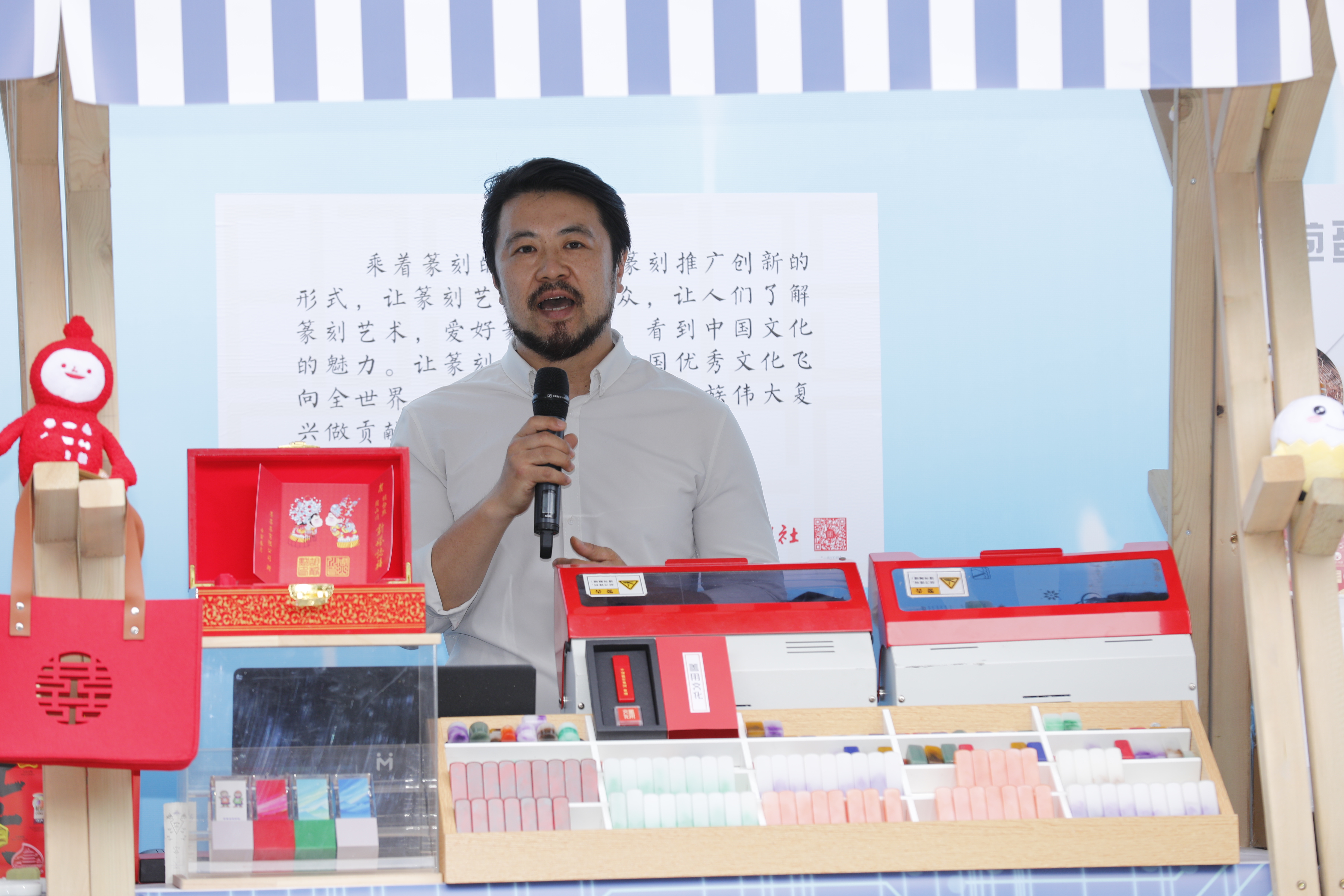 j9����վ�����й����ٷ���վ