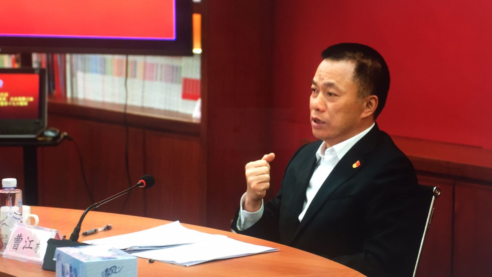 j9����վ�����й����ٷ���վ