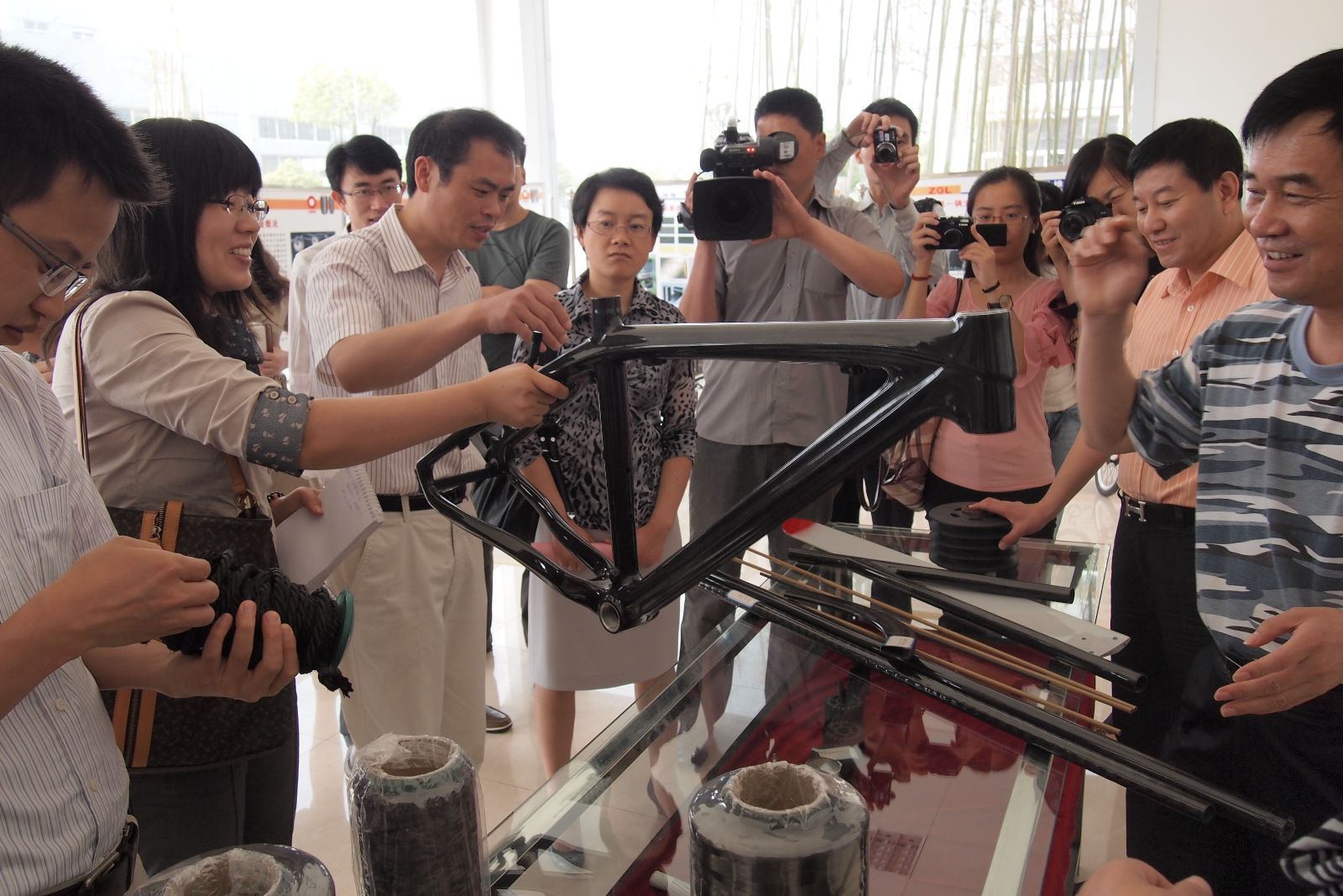 j9����վ�����й����ٷ���վ