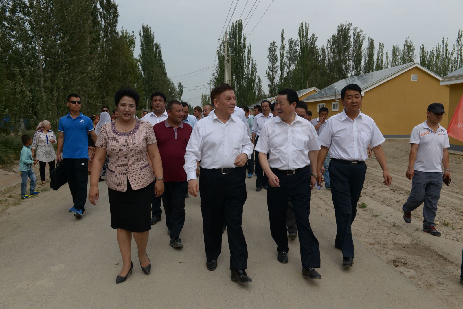 j9����վ�����й����ٷ���վ