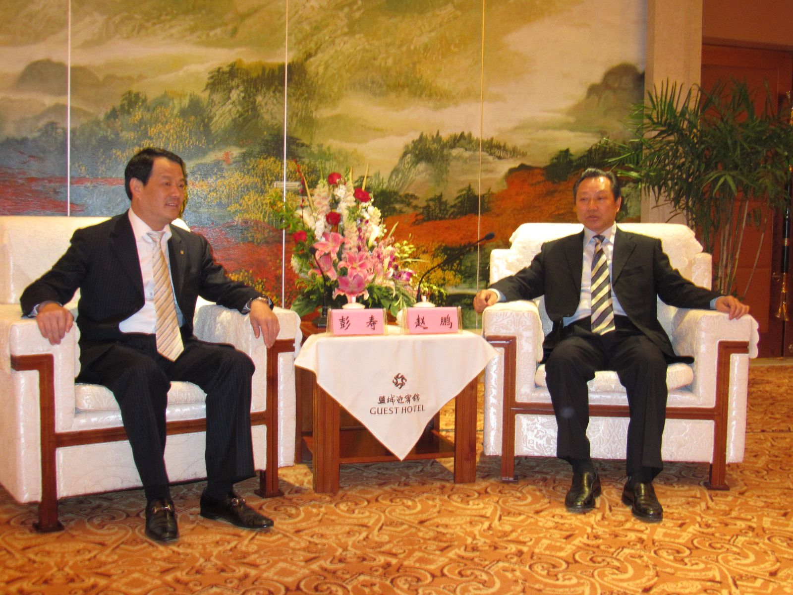 j9����վ�����й����ٷ���վ