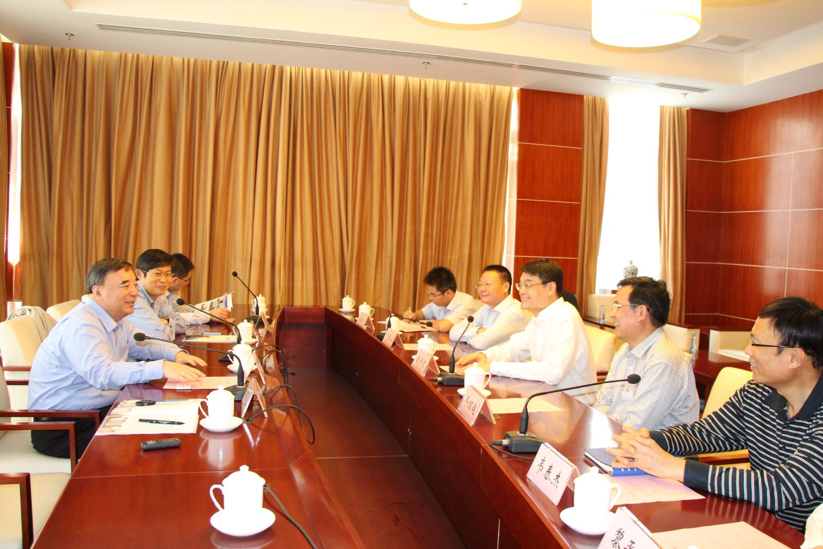 j9����վ�����й����ٷ���վ