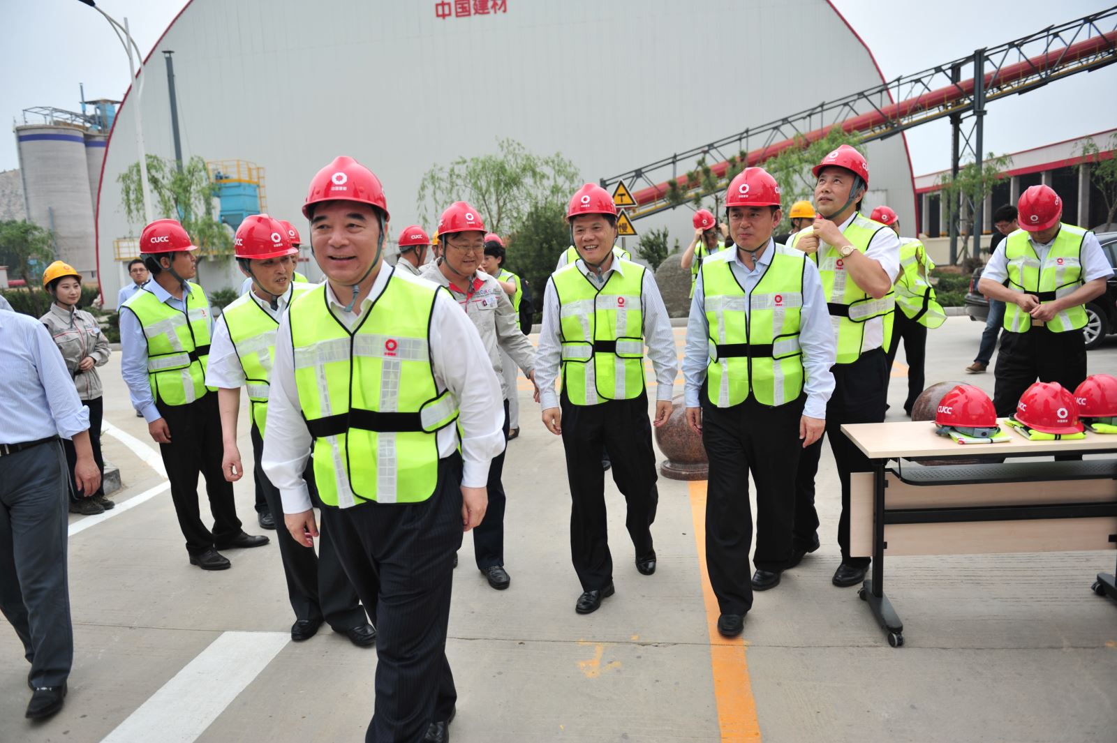 j9����վ�����й����ٷ���վ