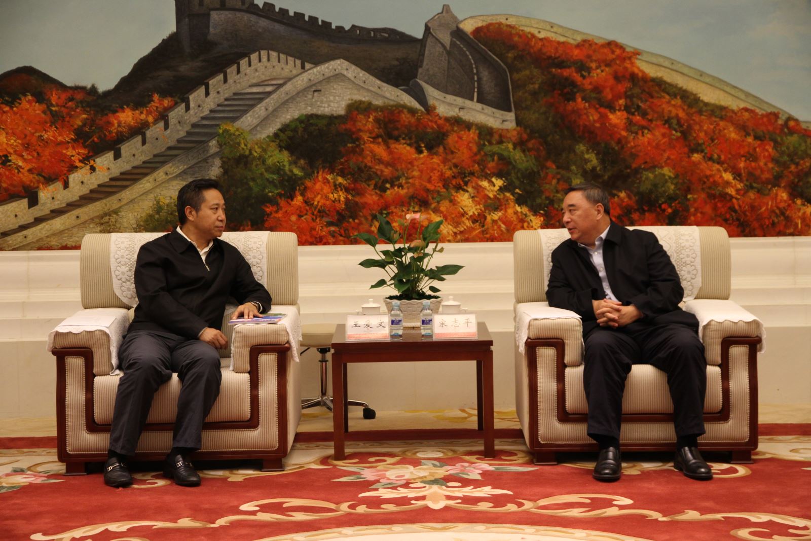 j9����վ�����й����ٷ���վ