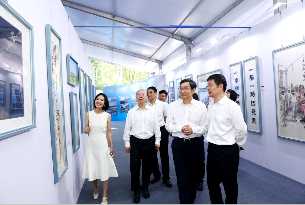 j9����վ�����й����ٷ���վ