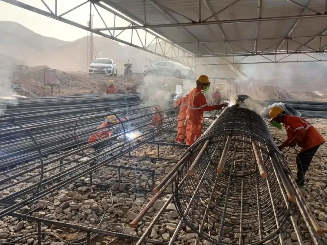 j9����վ�����й����ٷ���վ