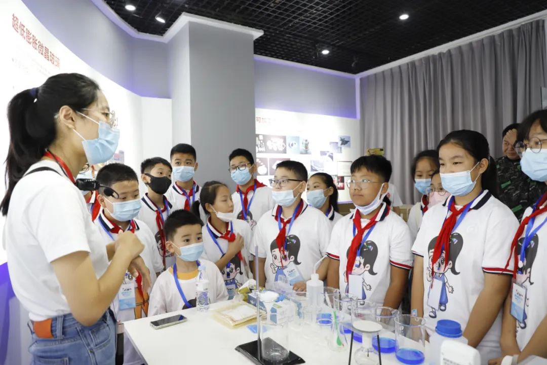 j9����վ�����й����ٷ���վ