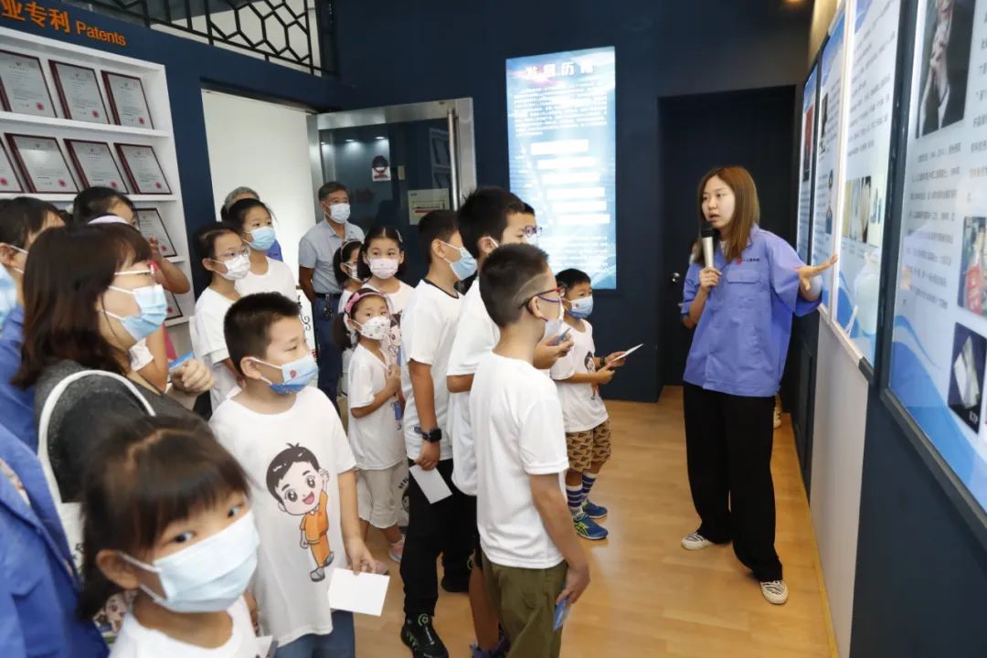 j9����վ�����й����ٷ���վ