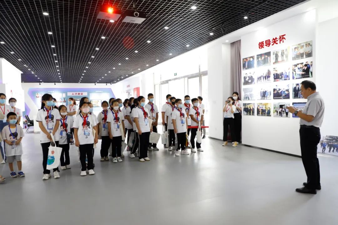 j9����վ�����й����ٷ���վ