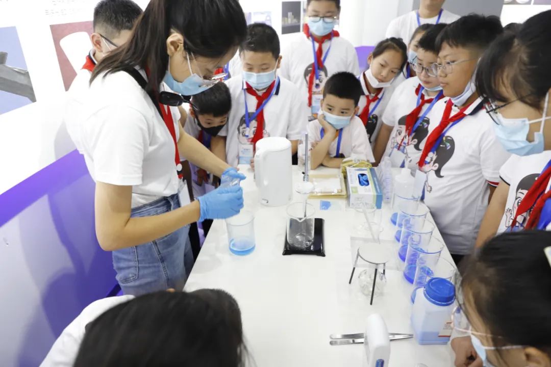 j9����վ�����й����ٷ���վ