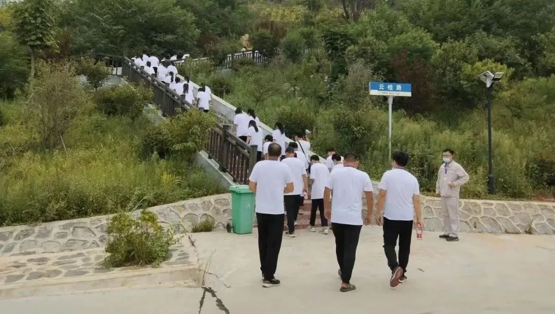 j9����վ�����й����ٷ���վ