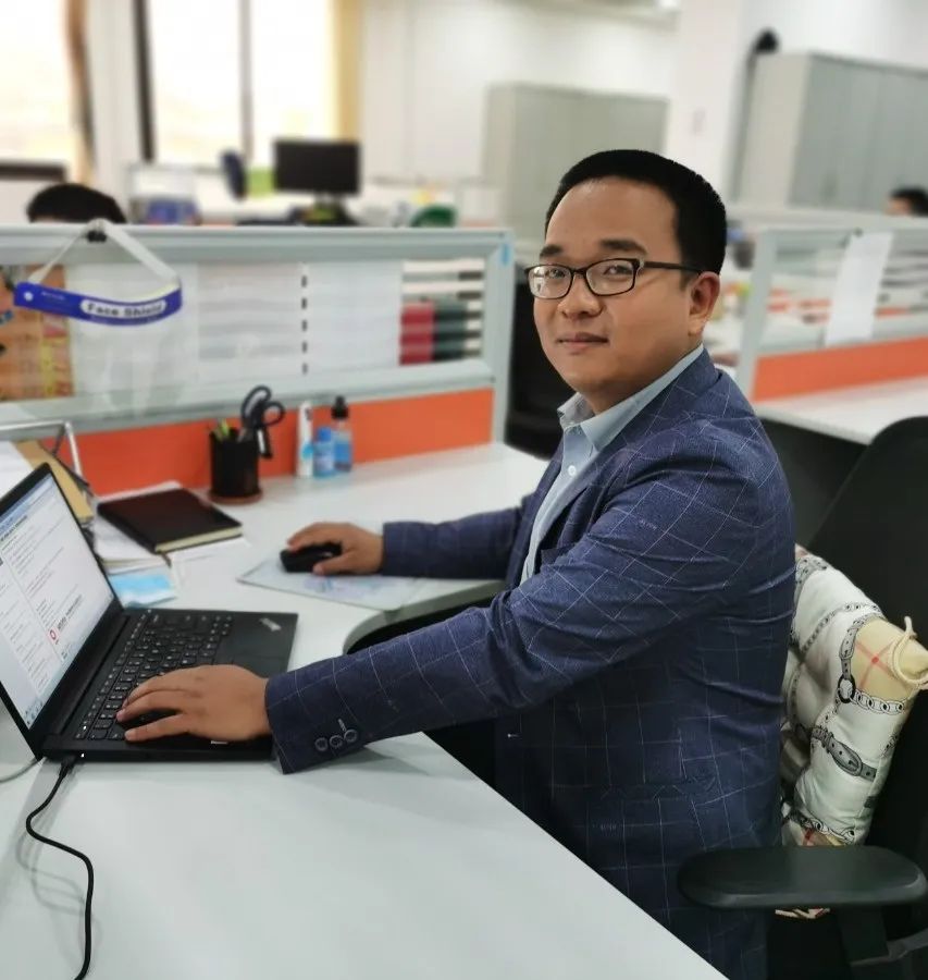 j9����վ�����й����ٷ���վ